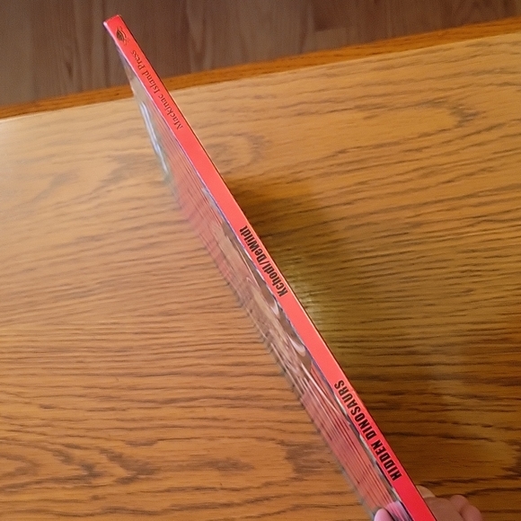 ● Kid's Book: "Hidden Dinosaurs" | EUC - Picture 5 of 16